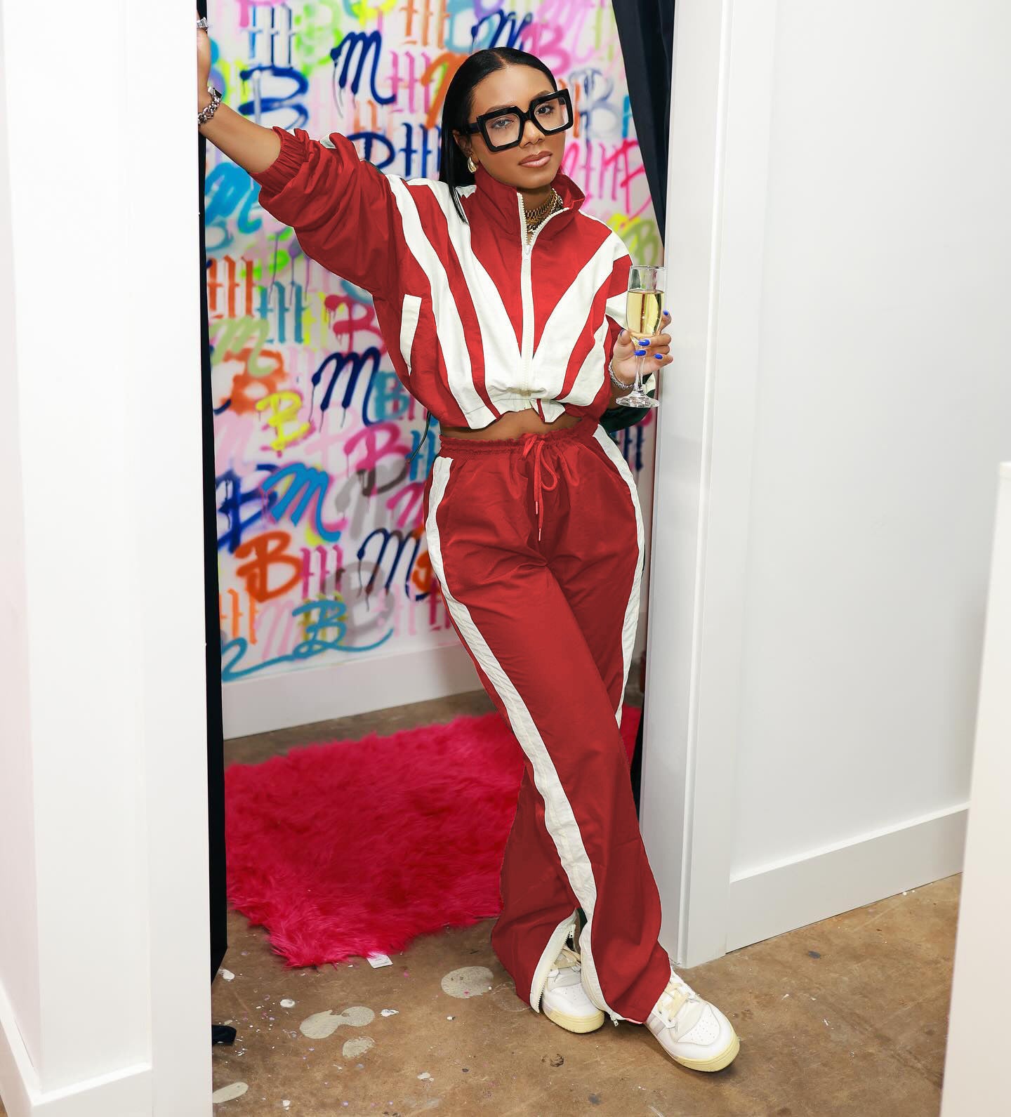 Spliced contrast color zipper long-sleeved short jacket + high waist straight trousers set