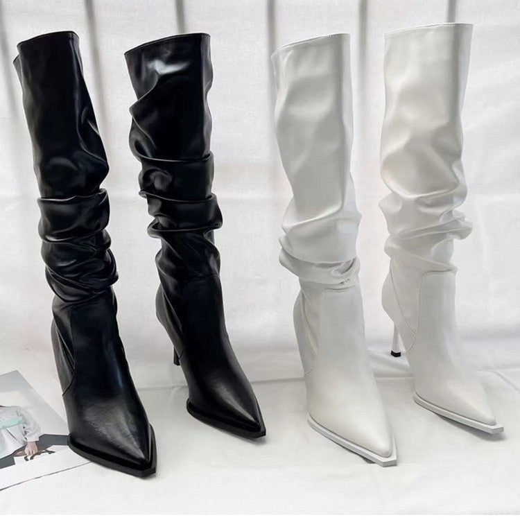 Pointed toe pleated high boots