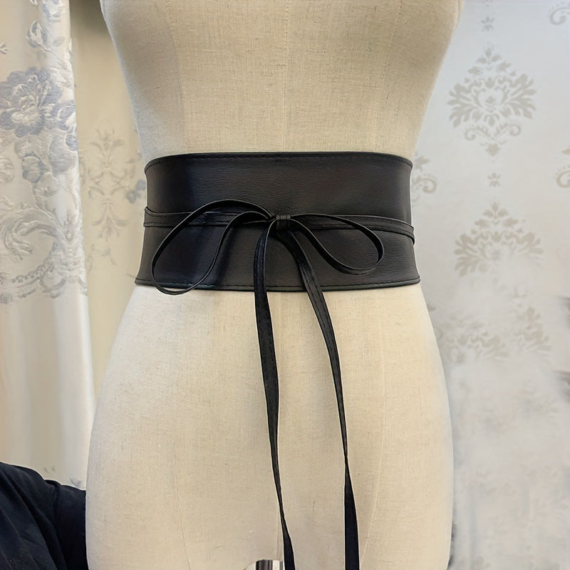 Lace-up waist belt