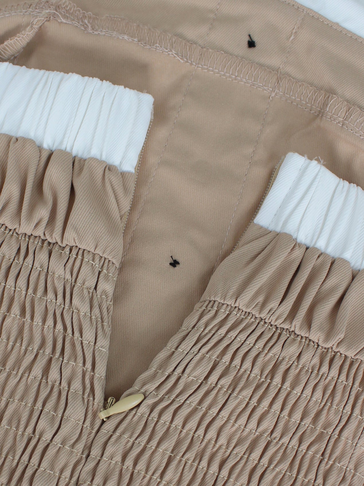 Single-breasted double-belt wrap dress with a wide skirt