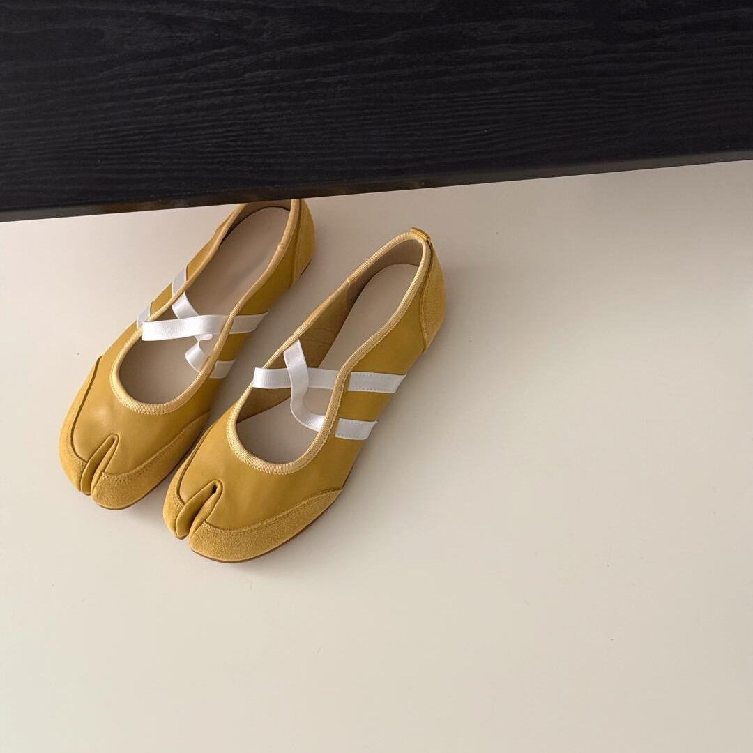 Cross-strap genuine leather ballet flats with split toes