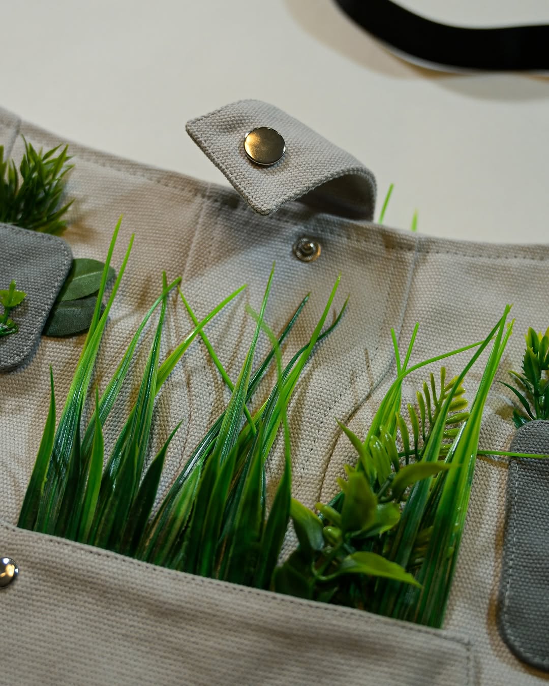 Artificial plant DIY crossbody bag