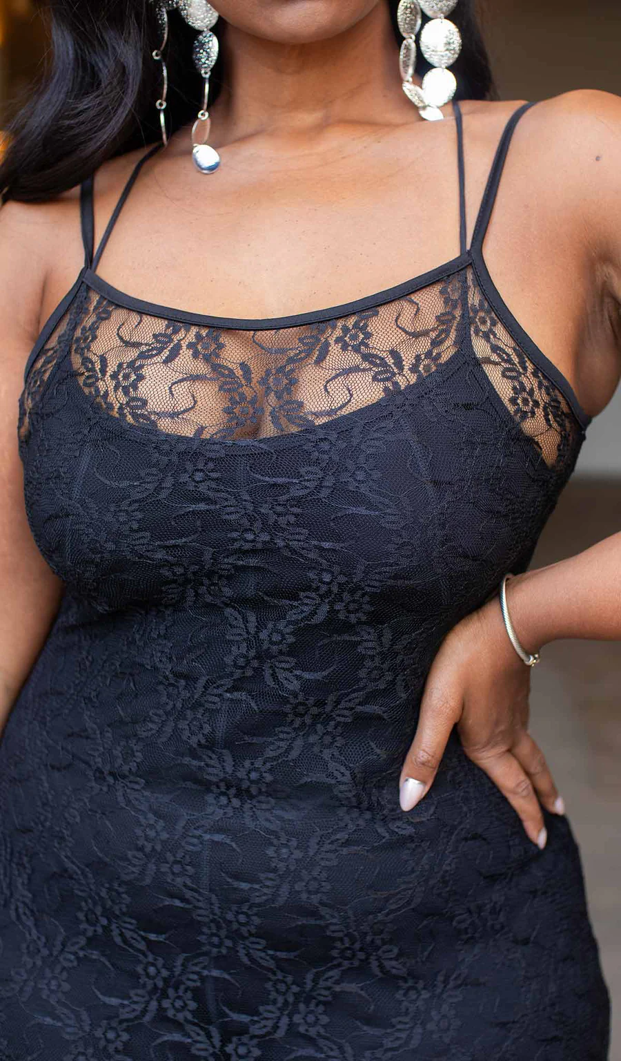 Lace suspender skirt + lining