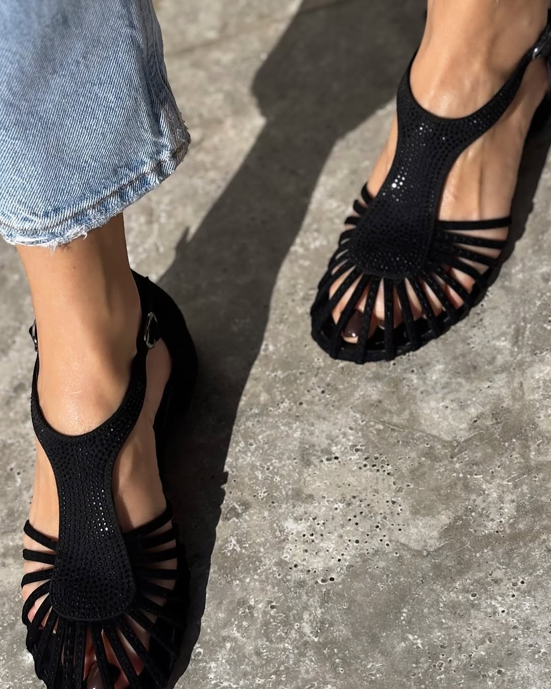 Rhinestone Breathable Roman Sandals