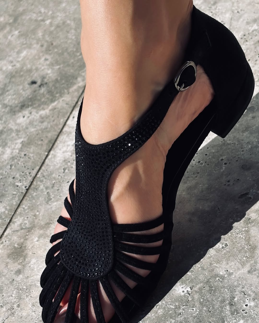 Rhinestone Breathable Roman Sandals