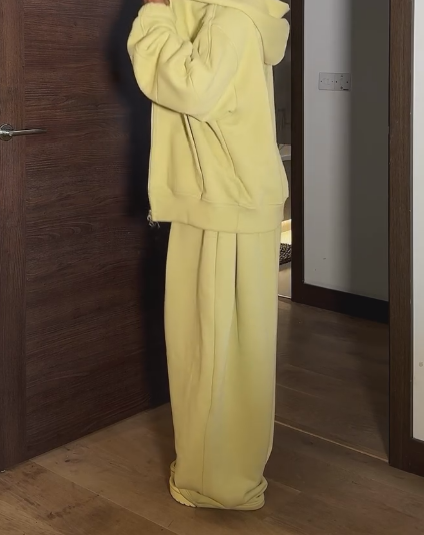 Yellow loose hoodie + pants set