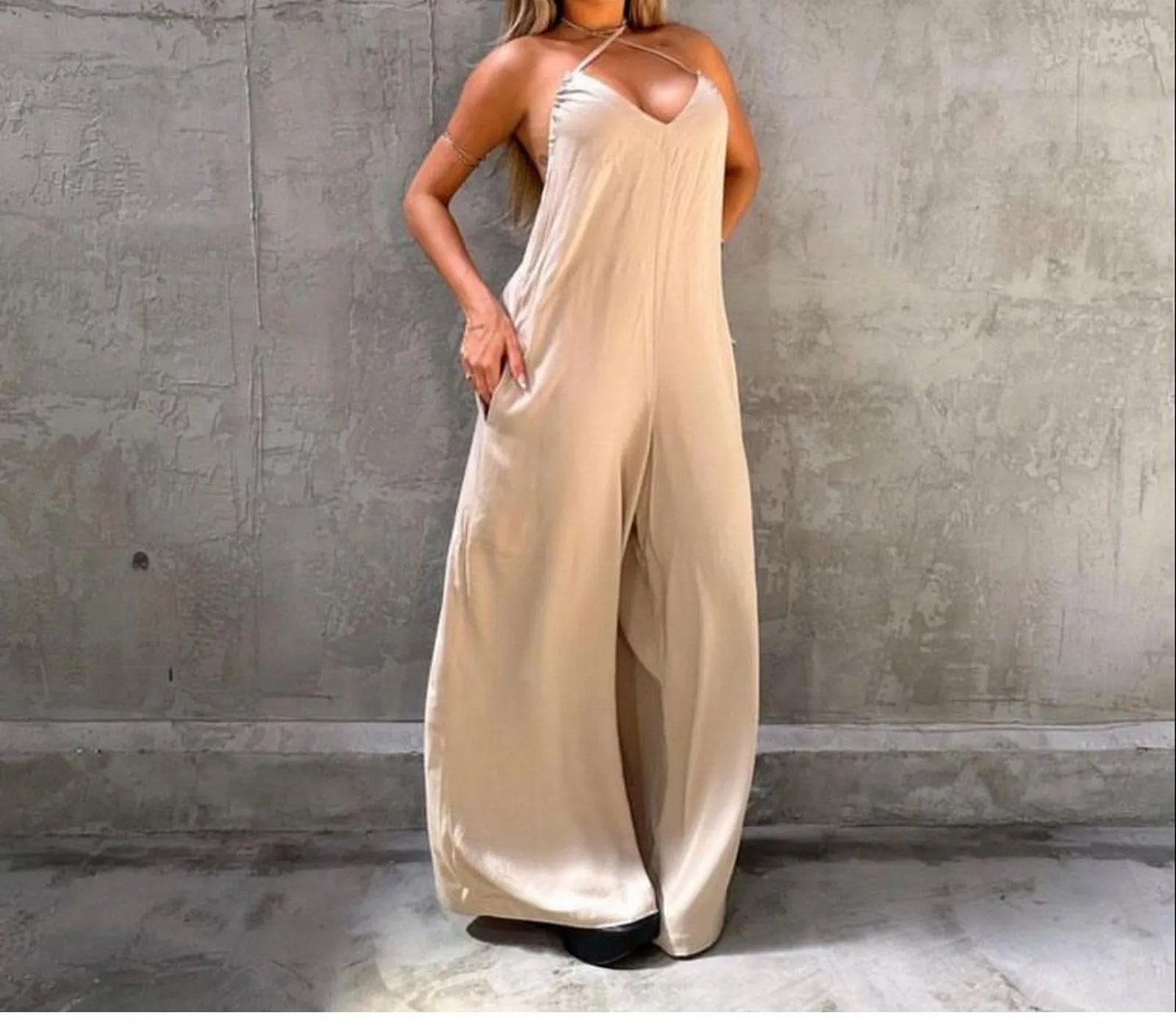 Solid color casual wide-leg jumpsuit