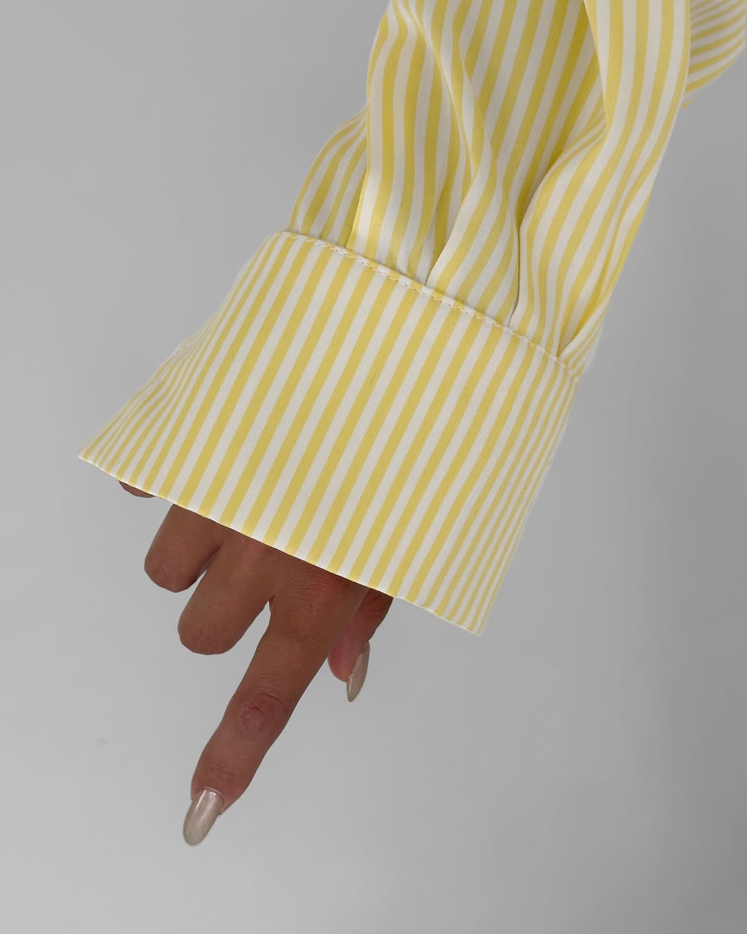 Ladies solid color long sleeve waist elegant shirt