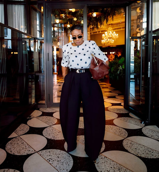 Black barrel silhouette trousers