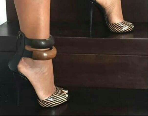 Bracelet High Heels