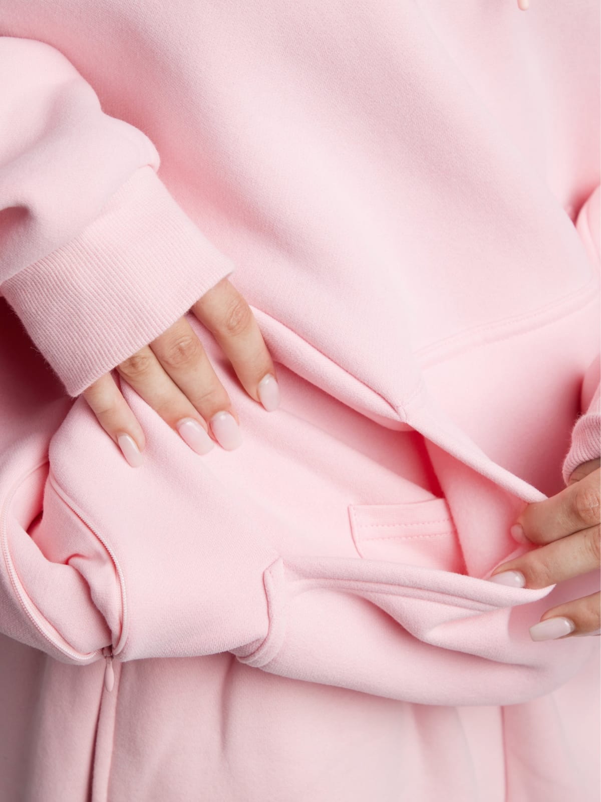 Long-distance travel hoodie