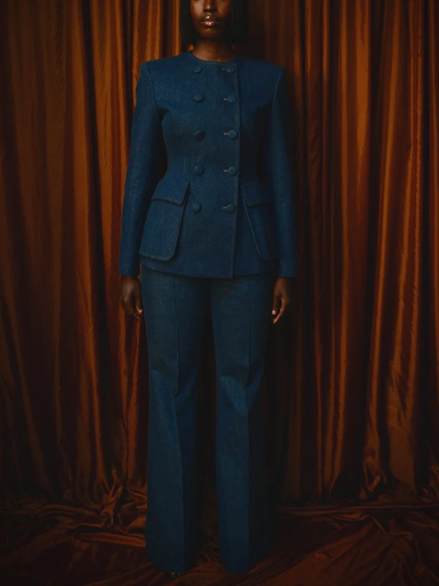 Tailored Confidence Denim Set – Double-Breasted Jacket & Flare Pants