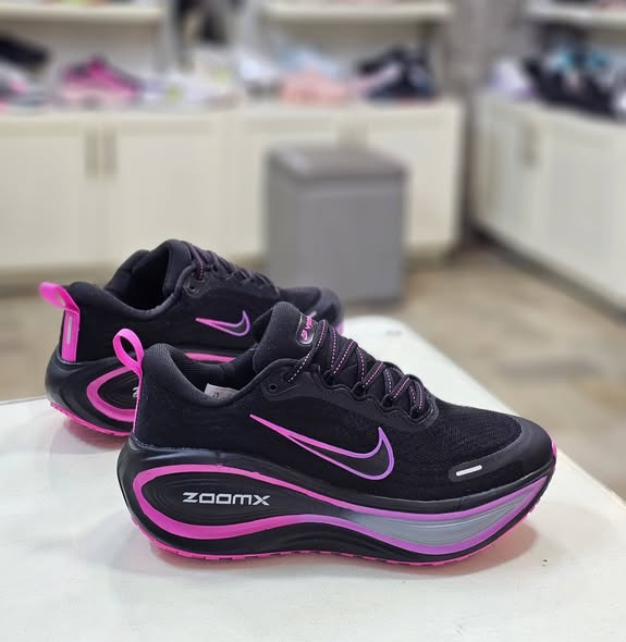 Super Comfy Ladies Lightweight Running Shoes