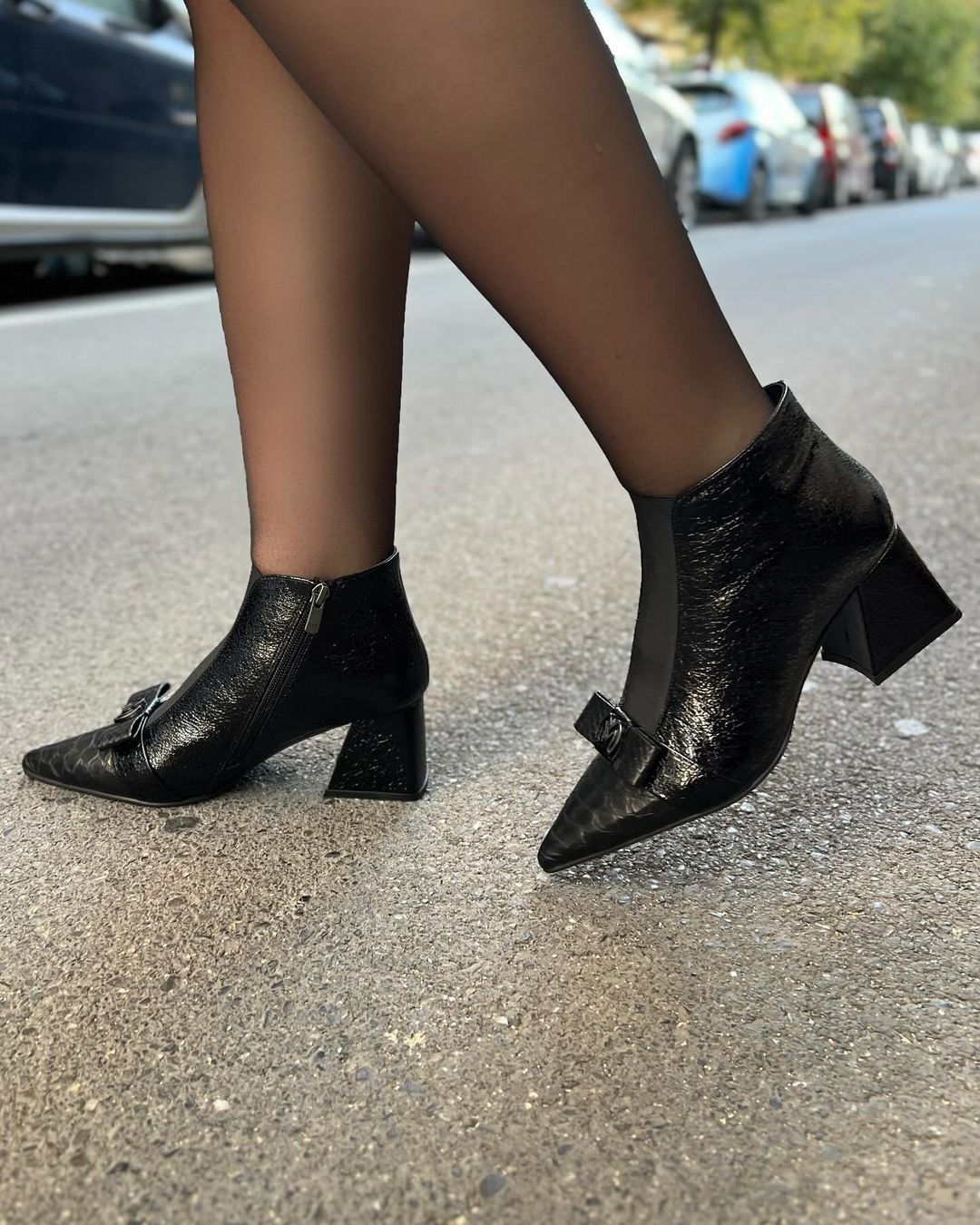 Women's Ankle Boots Leather Pointed Toe Anti-Slip Shoes