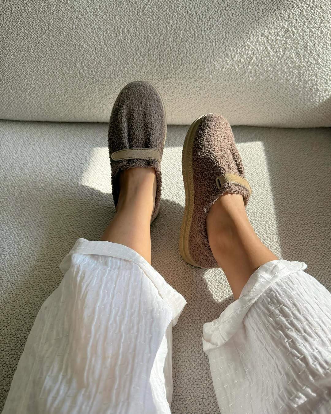 Fur one-piece slip-on shoes