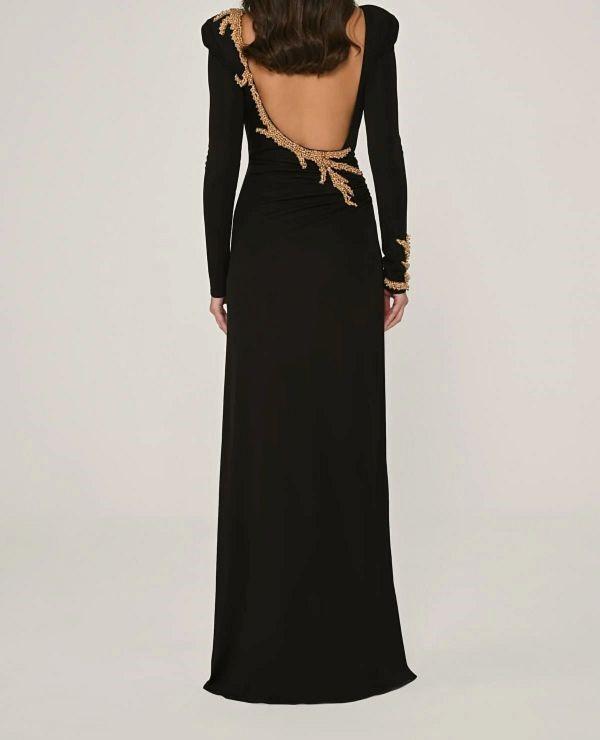 Black slim-fitting evening dress