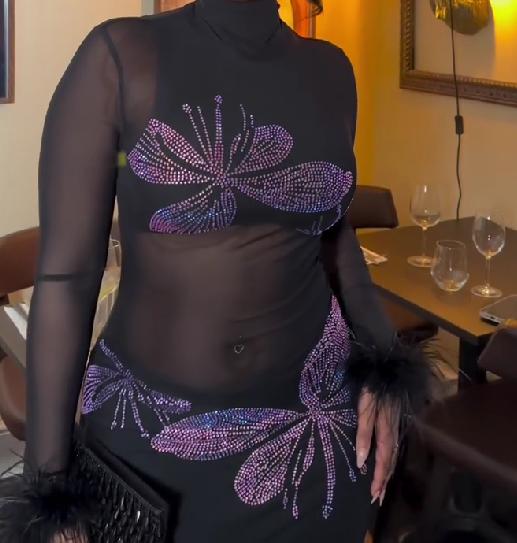 Butterfly perm see-through tight skirt