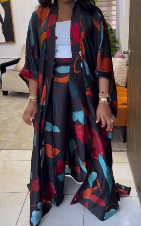 Loose printed 2-piece set
