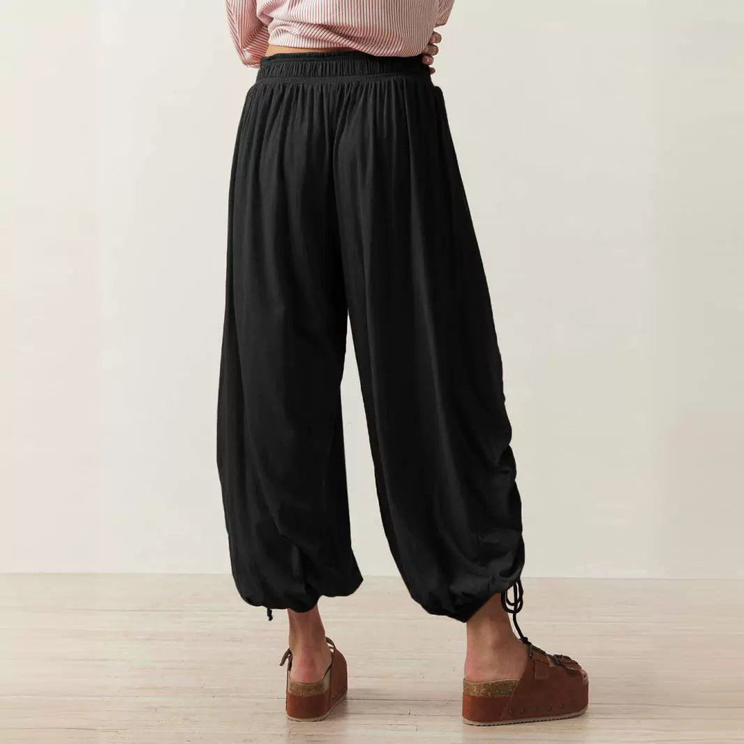 Plus size women's solid color wide-leg loose pants with large pockets