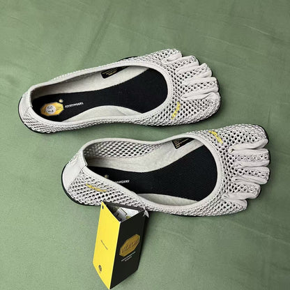 Pilates, Indoor Fitness, Yoga & Dance Shoes — Split-Toe Style