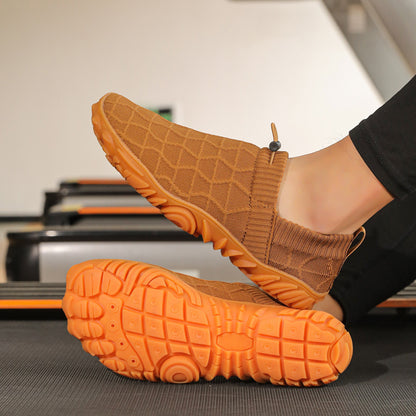 Versatile barefoot breathable flyknit sneakers