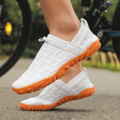 Versatile barefoot breathable flyknit sneakers