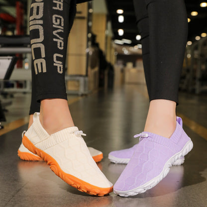 Versatile barefoot breathable flyknit sneakers