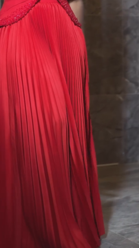 Bandeau pleated sleeveless dress two piece set