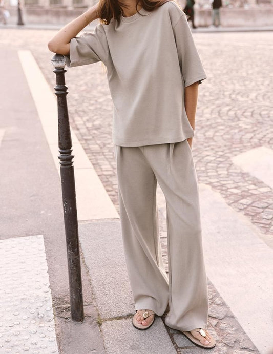 Relaxed casual suit