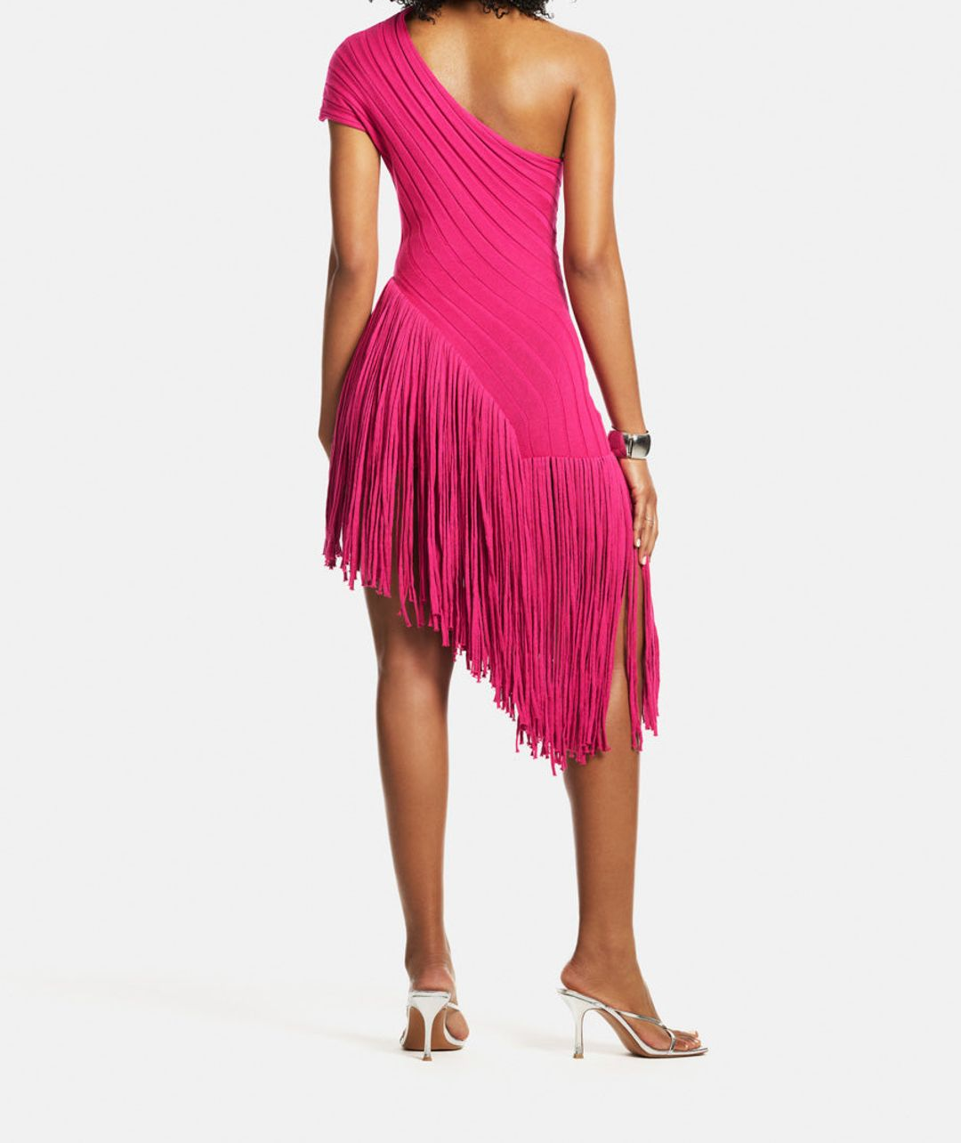 Off-shoulder knitted fringe dress