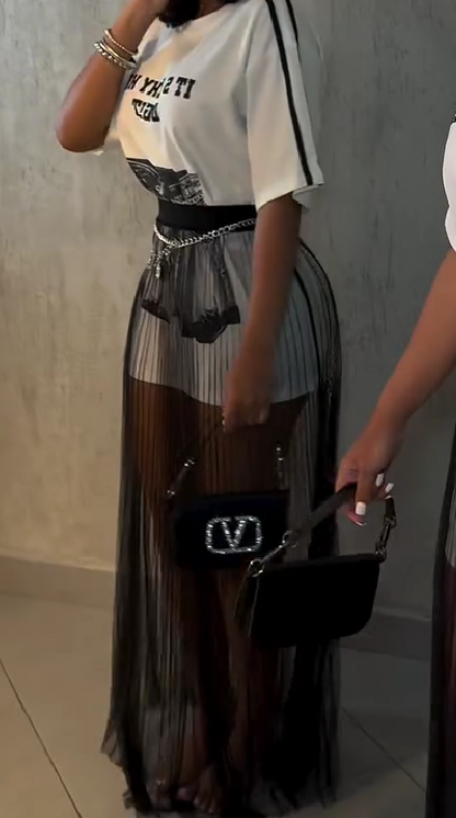 Loose T-shirt with see-through mesh long skirt set