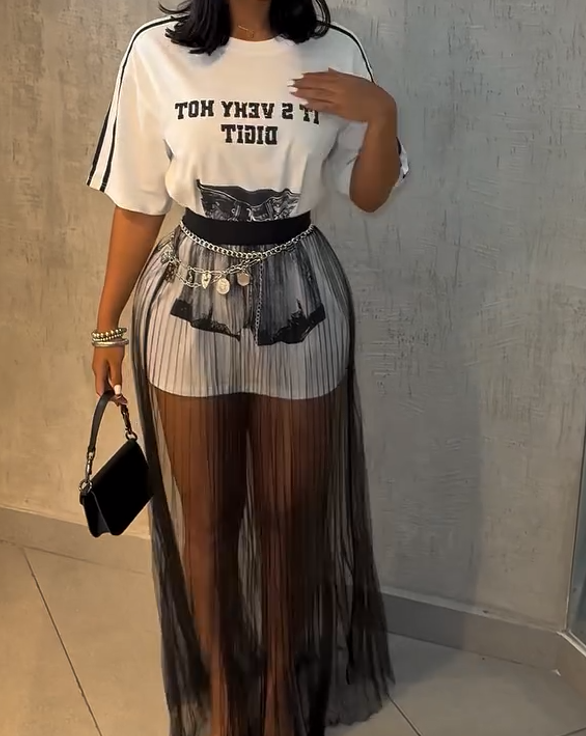 Loose T-shirt with see-through mesh long skirt set
