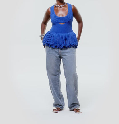 Knitted fringed hem sleeveless top
