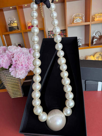 Pearl Crossbody Bag Mini Acrylic Round Box Bag