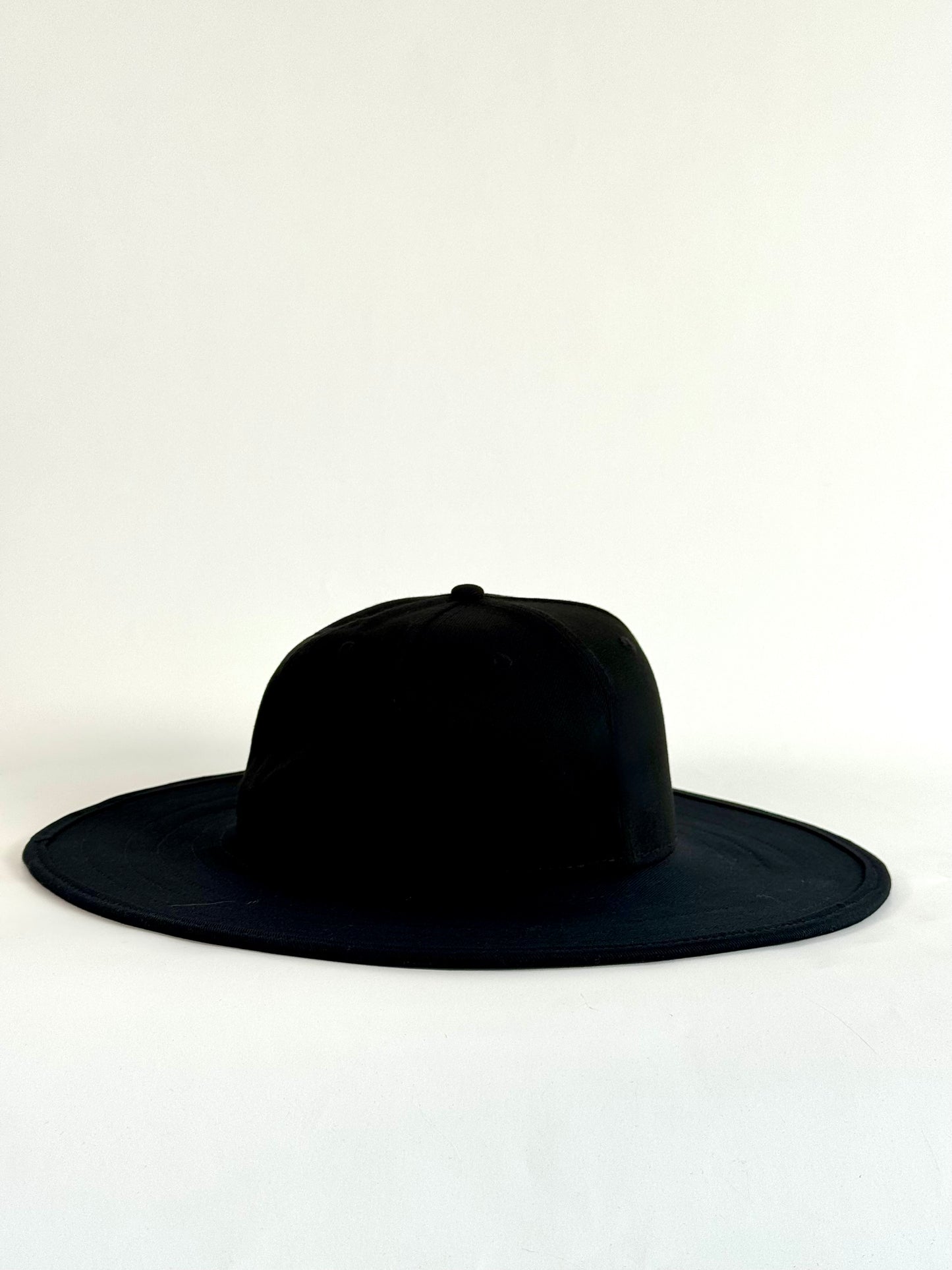 Flat-brimmed denim baseball cap