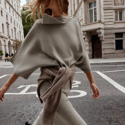 Women's collared knitwear