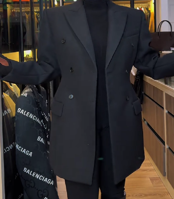 Hourglass-shaped suit jacket - black