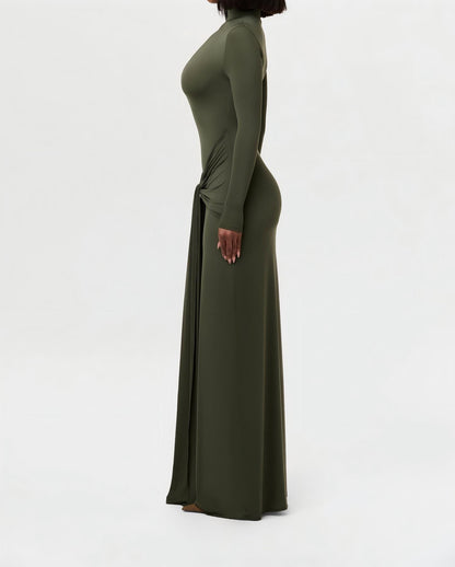 Slim-fit, waist-cinching, knotted solid color long-sleeved dress