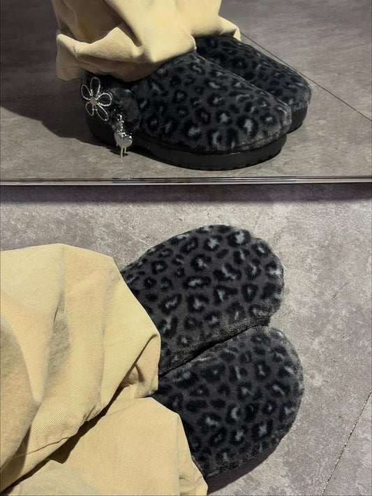 Black leopard print platform sandals