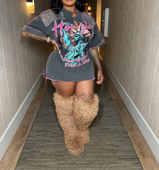 Oversized T-shirt with a fitted waist