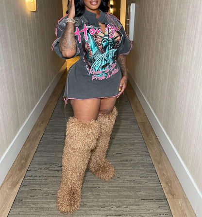 Oversized T-shirt with a fitted waist