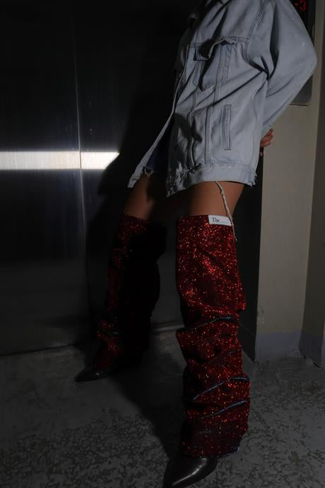 Shiny leggings and shoe covers