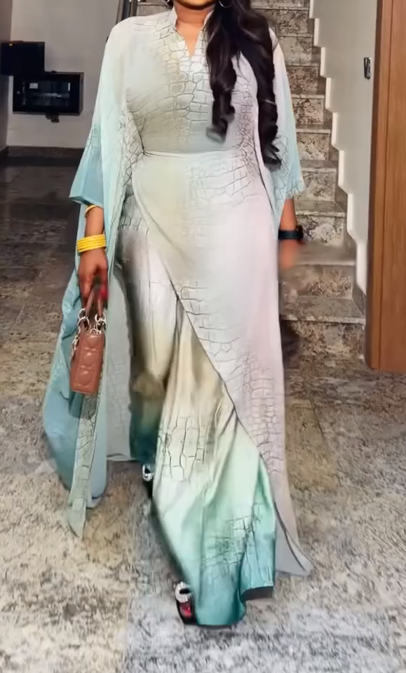 New Lia Set
