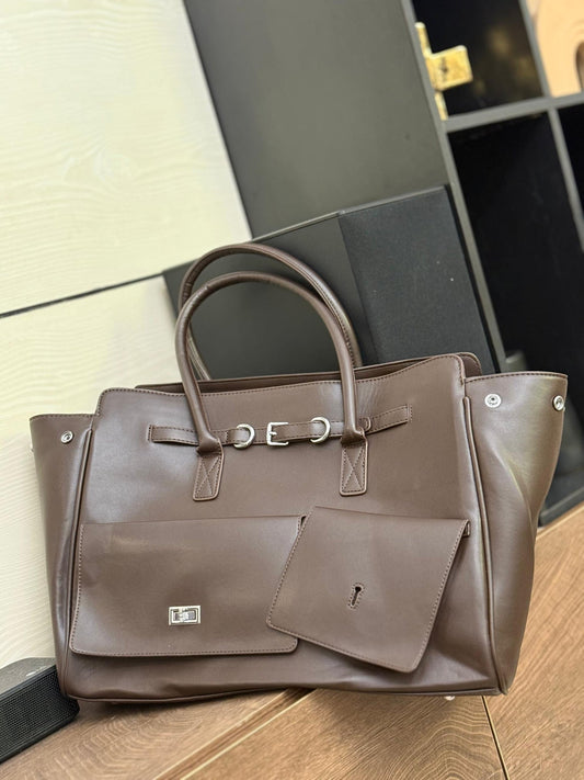 Large capacity commuter tote bag