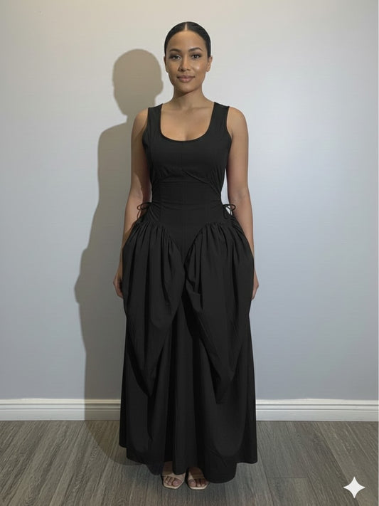 U-shaped halter-neck pleated patchwork dress