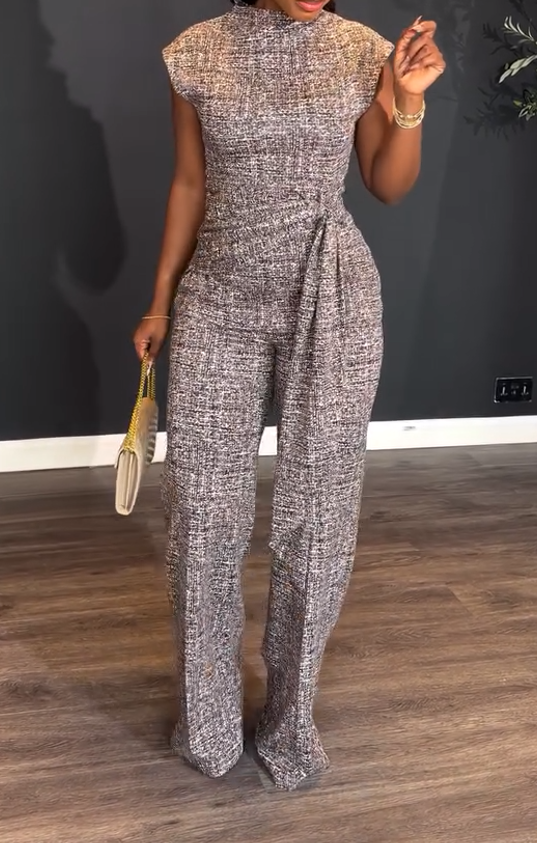 Sleeveless tie-front top and wide-leg pants two-piece set