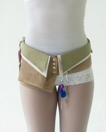 Multi-color multi-functional belt