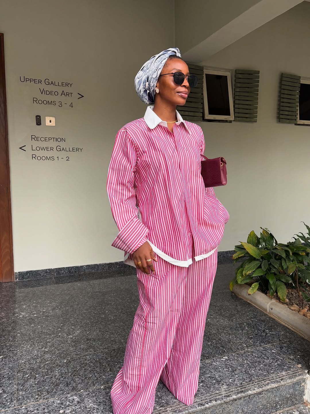 Spacious striped color-block shirt and wide-leg pants suit