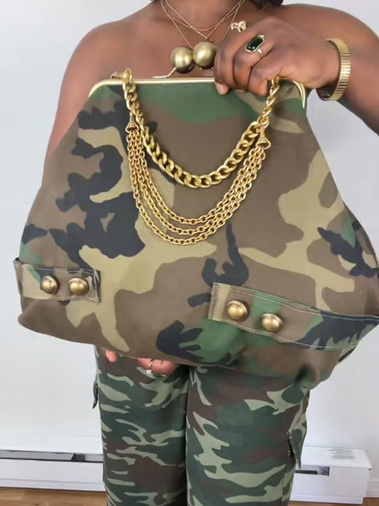 Camouflage Kiss Lock Clutch