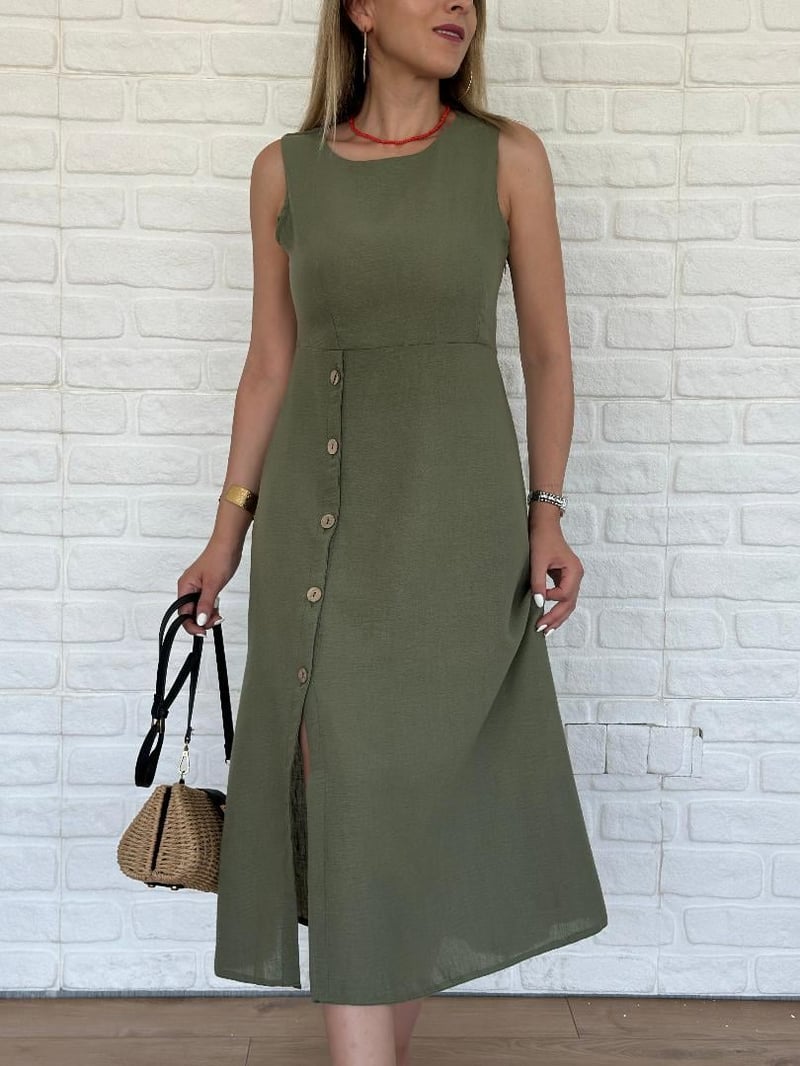 Round neck buttoned sleeveless solid color slit dress